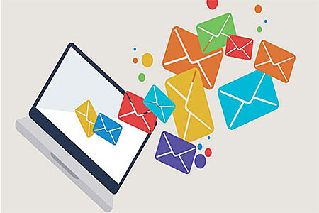 Primeros Correos Electrónicos