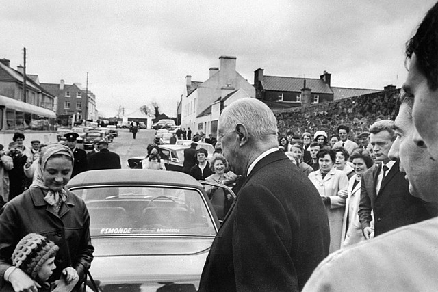 De Gaulle Resigns after Referendum Fails