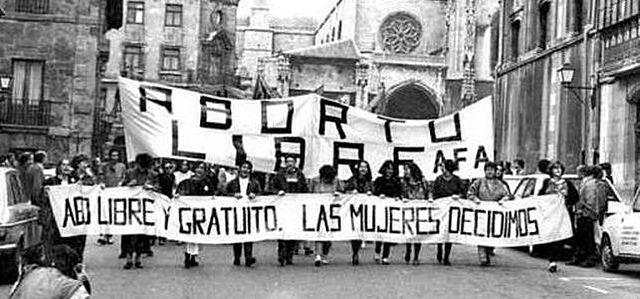 Tercera ola internacional "Mística de la Feminidad” de Betty Friedan