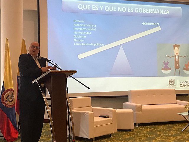 Decreto ley 4107 de 2011 Política pública de Salud a cargo del Ministerio de Salud.