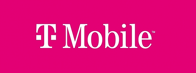 Primer Celular con acceso a redes sociales