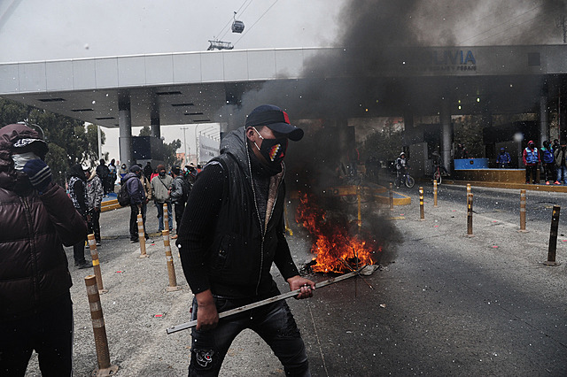 Morales es denunciado ante la Corte Penal Internacional por ‘actos inhumanos’ en bloqueos