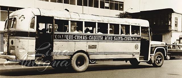 APARECE POR PRIMERA VEZ EN LOS AUTOBUSES DE NUEVA YORK LA PUBLICIDAD MÓVIL.