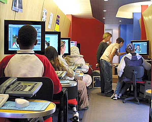 El primer cibercafé