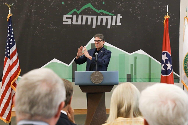 Oak Ridge National Laboratory Debuts 3D-Printed Podium