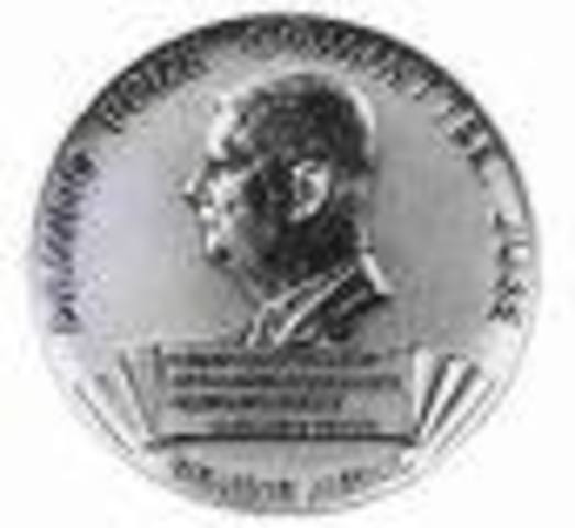 Los japoneses establecen el premio Deming