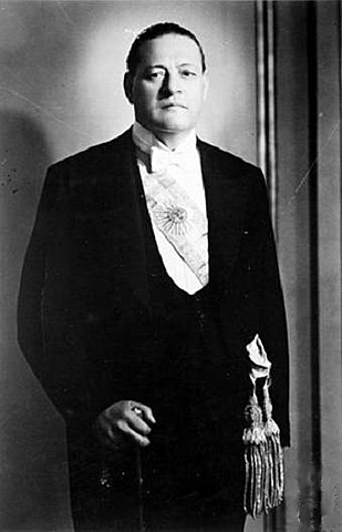 Roberto Ortiz Presidente