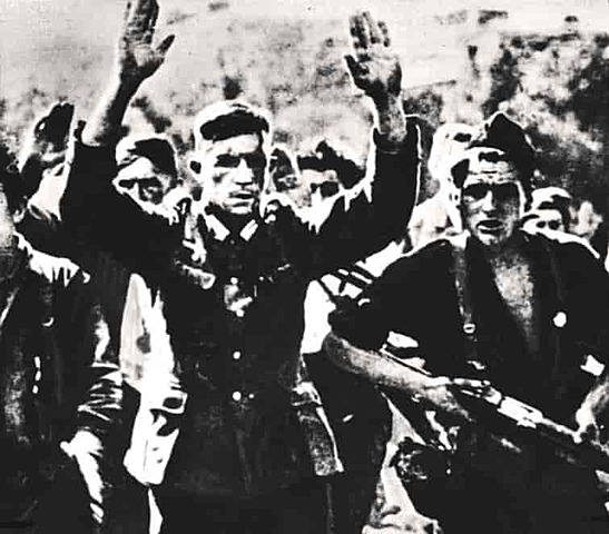 Tyskland kapitulerer