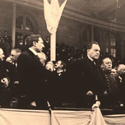 Timeline: Ciclo radical y Década Infame