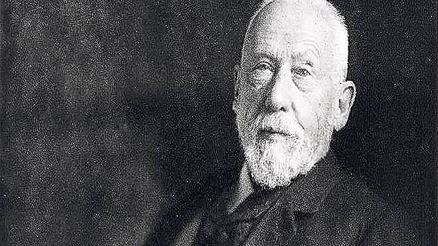 Wilhelm Dilthey fue un filósofo, historiador, sociólogo, psicólogo y hermeneuta alemán (19/10/1833-01/10/ 1911)