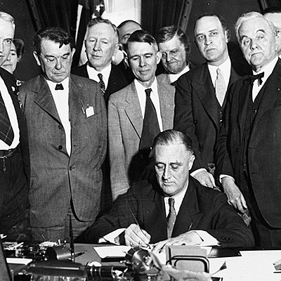 Timeline: Linha do tempo Regulações Públicas