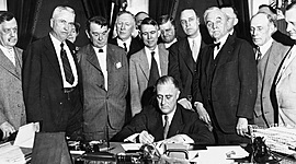 Timeline: Linha do tempo Regulações Públicas