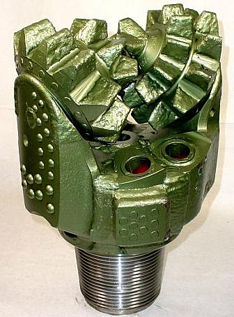 Primera broca bicónica.