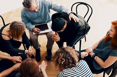 REHABILITACIÓN Y ASISTENCIA SOCIAL