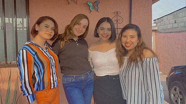 Amigas Universitarias