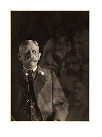 Nace Richard Boursnell (médium)