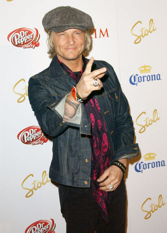 Matt Sorum leaves the band