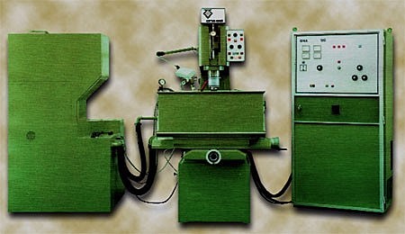 aparecen las primeras máquinas de electroerosión