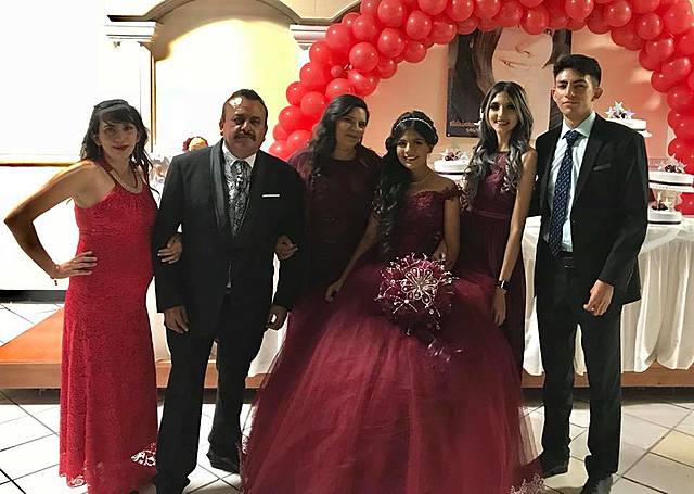 15 años de mi hermana