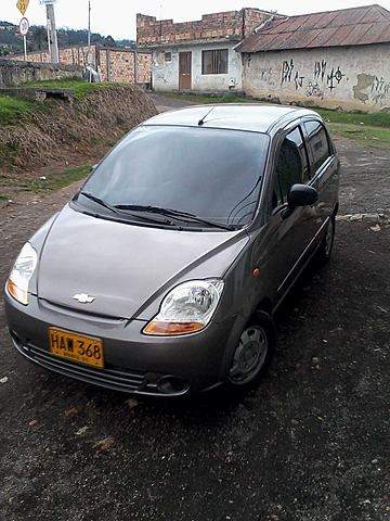 NUESTRO PRIMER AUOMOVIL