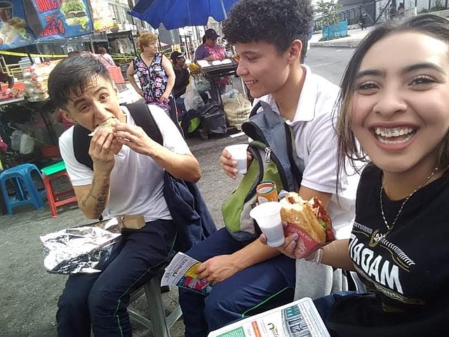 PASEO DEL COLEGIO A COR FERIAS