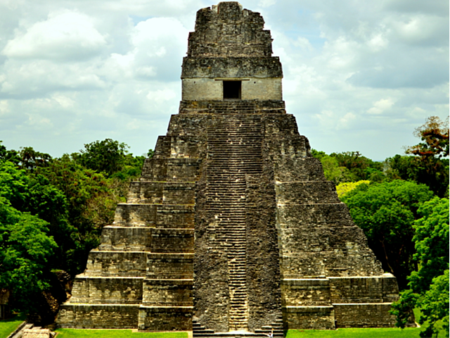 Primeras estructuras Mayas