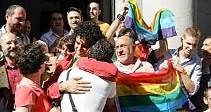 EL CONGRESO APRUEBA LA LEY DEL MATRIMONIO HOMOSEXUAL