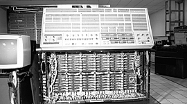 Timeline: Historia de las computadoras.A continuación de presentamos una linea de tiempo con datos históricos sobre las computadoras