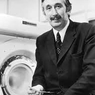 Timeline: Descubrimiento de la Tomografía  Computarizada