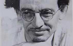 Primero en introducir composiciones murales