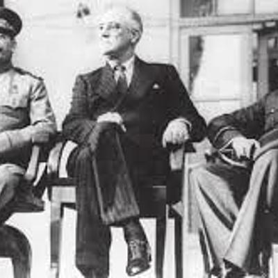 Timeline: La sociedad internacional después de la Segunda Guerra Mundial.