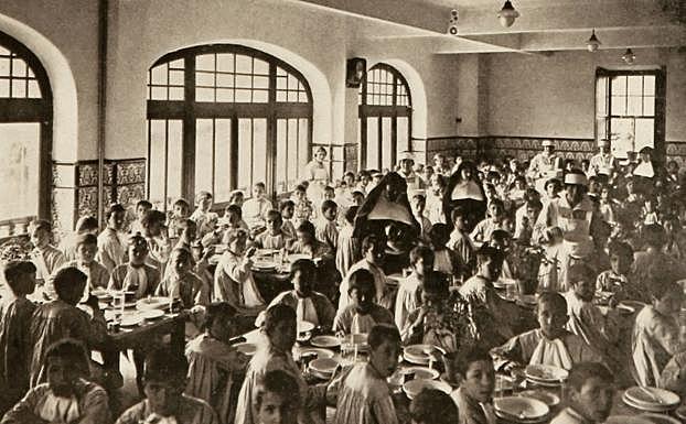 PRIMER CAMPAMENTO DE VERANO