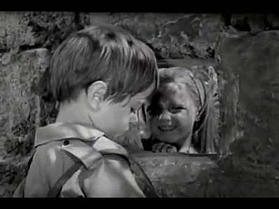 EL NIÑO COMO ADULTO PEQUEÑO DURANTE LOS SIGLOS XIV AL XVII