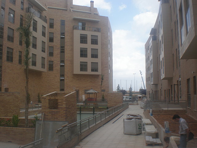 Edificio de 145 viviendas libres en Torrent