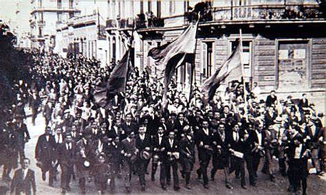 Primer Golpe de Estado, renuncia de Yrigoyen, y asuncion del General Felix de Uriburu.