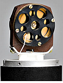 El micrófono de condensador es inventado por E.C. Wente (Western Electric).