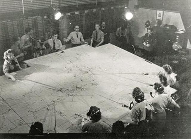 I.O. DURANTE LA SEGUNDA GUERRA MUNDIAL