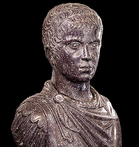 IDEOLOGÍA: CONSTANTINO II