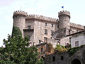 IDEOLOGÍA: EL CASTILLO DE SUTRI.