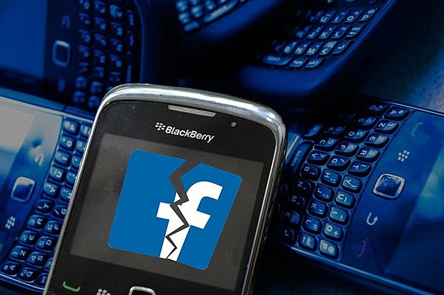 Se creó el primer Blackberry y se inventó Facebook