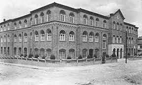 Universidad Santo Tomás