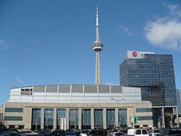 Air Canada Centre opens