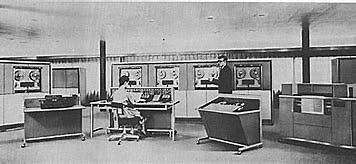 RCA 501 (2°GENERACIÓN)