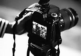 INICIA LA ERA AUDIOVISUAL CON EL PROYECTOR DE FILMINAS