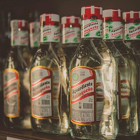 Venta de aguardiente