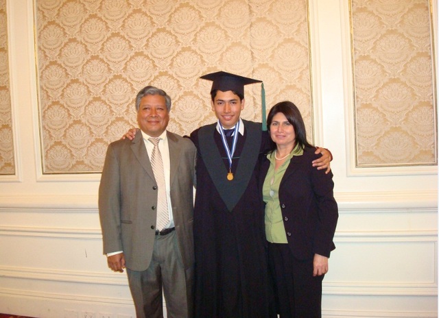 Me Graduo de Bachiller en Computacion