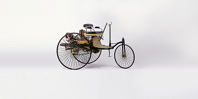 first gas powered engine car