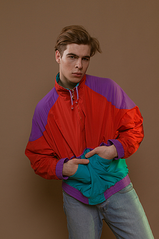 HISTORIA DE LA VESTIMENTA