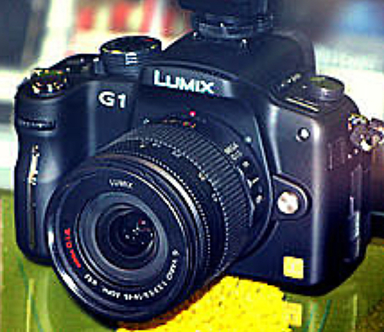 Les premiers appareils a objectifs inter-changeable