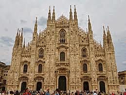 COMIENZA LA CONSTRUCCIÓN DE LA CATEDRAL DE MILÁN